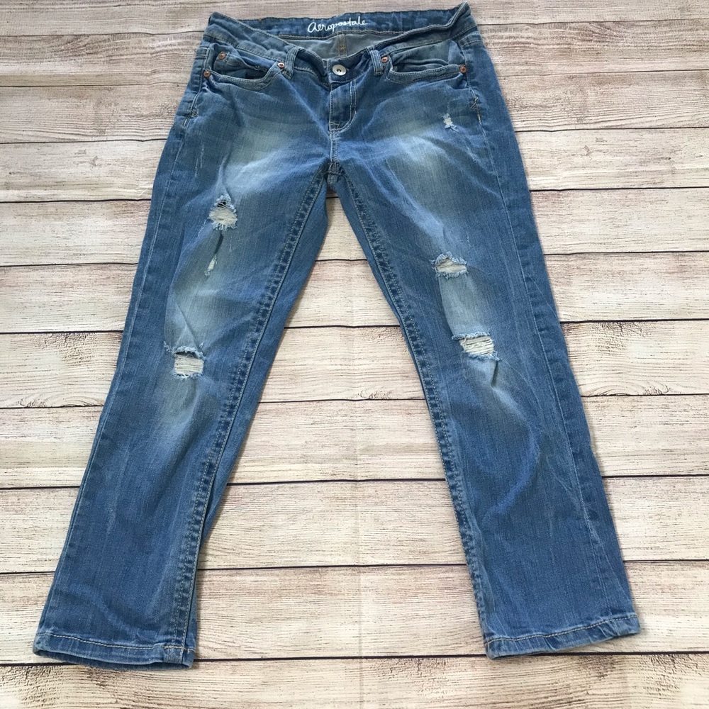Aeropostale Capri - Size 6